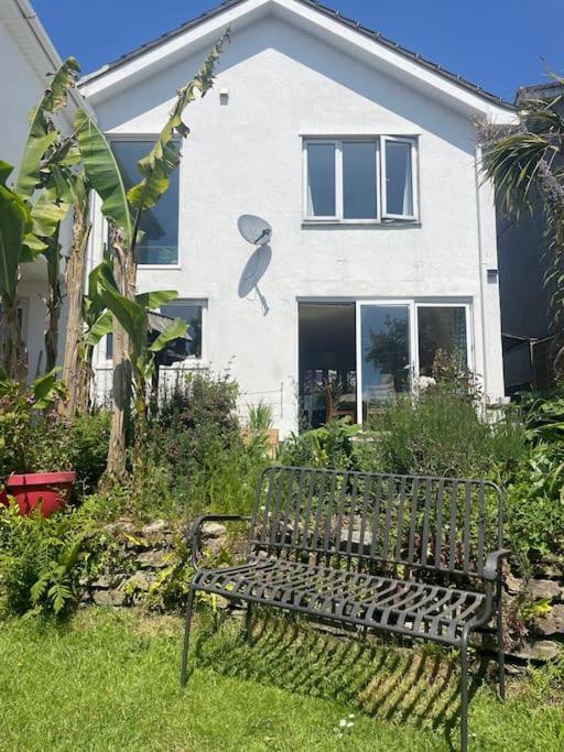 Stunning, Modern And Spacious House - Truro Extérieur photo