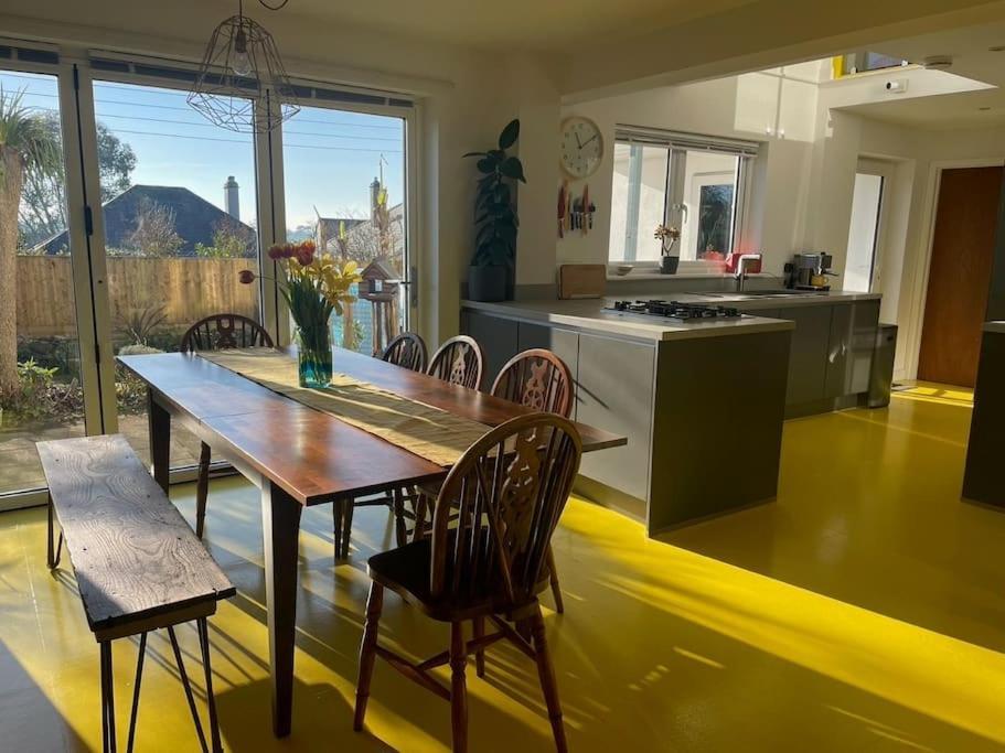 Stunning, Modern And Spacious House - Truro Extérieur photo